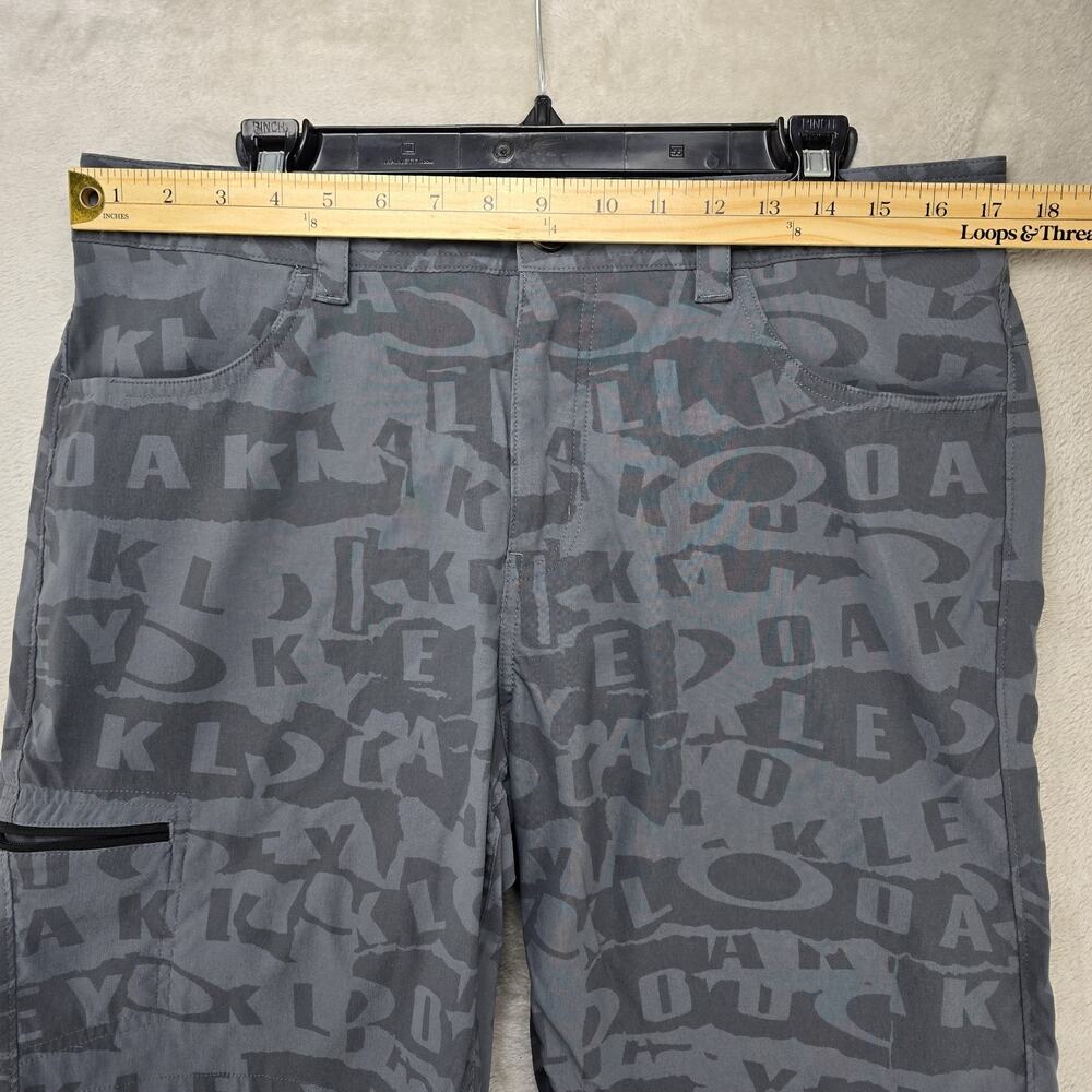 Oakley Golf Transition Ransom Short Mens 33 Gray Collage AOP Regular Fit - Picture 9 of 13